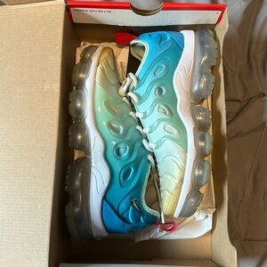 Nike Vapormax Plus Womens